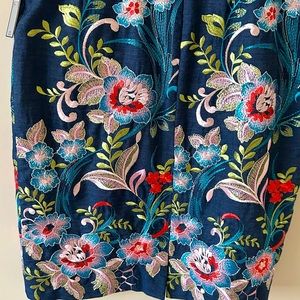 Nice Aline skirt dark blue with mounts colors flowers size 8